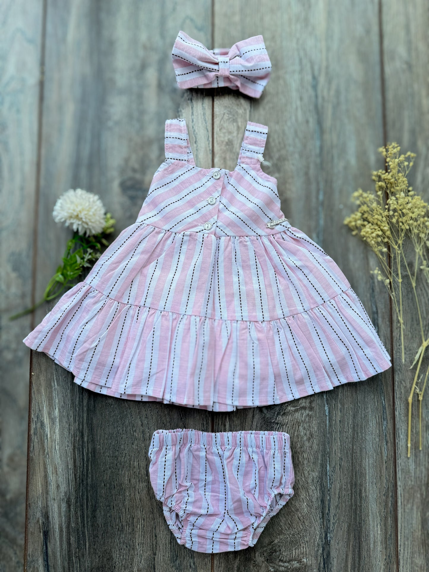 CHIC ROSE